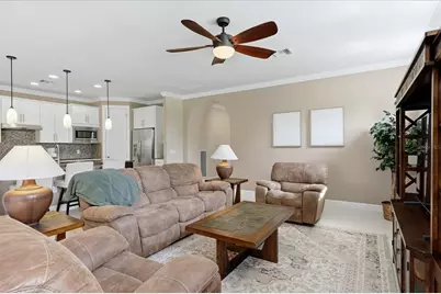 16932 Pelham Place, Lakewood Ranch, FL 34202 - Photo 9