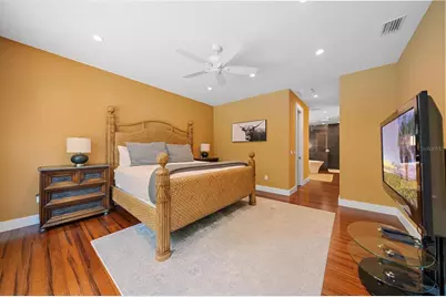 2395 Hyde Park Street, Sarasota, FL 34239 - Photo 17