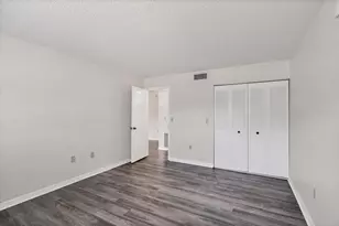 5800 Hollywood Blvd, Sarasota, FL 34231 - Photo 19