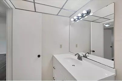 5800 Hollywood Boulevard #312, Sarasota, FL 34231 - Photo 23