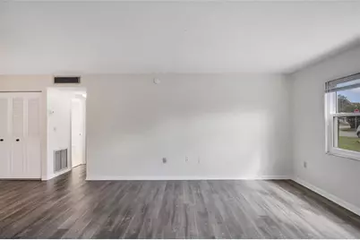 5800 Hollywood Boulevard #312, Sarasota, FL 34231 - Photo 5