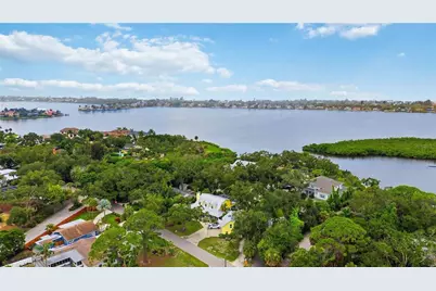 1909 Buccaneer Drive, Sarasota, FL 34231 - Photo 37