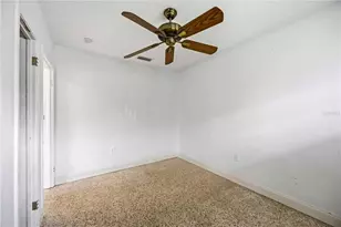 1909 Buccaneer Dr, Sarasota, FL 34231 - Photo 15