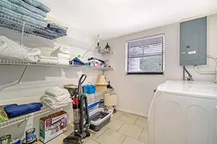 6061 Border Ln, Sarasota, FL 34231 - Photo 25