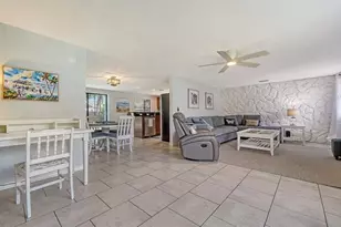6061 Border Ln, Sarasota, FL 34231 - Photo 3
