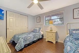 6061 Border Ln, Sarasota, FL 34231 - Photo 15