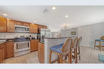 6061 Border Lane, Sarasota, FL 34231 - Photo 9