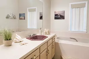 140 50th St, Holmes Beach, FL 34217 - Photo 19