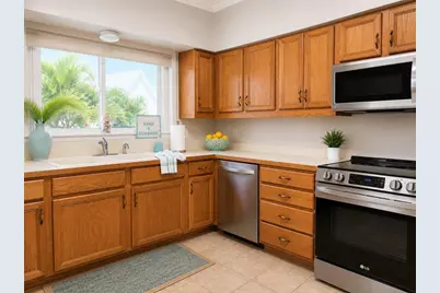 140 50th Street, Holmes Beach, FL 34217 - Photo 11