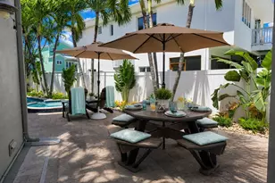 140 50th St, Holmes Beach, FL 34217 - Photo 37