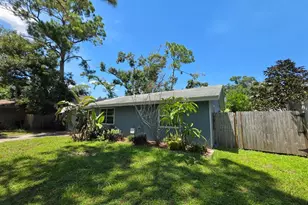 3977 Vana Dr, Sarasota, FL 34241 - Photo 3