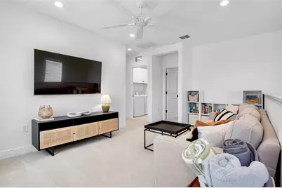 10113 Canaveral Circle, Sarasota, FL 34241 - Photo 17