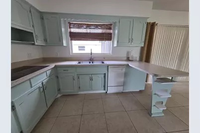 2077 Druid Road E, Clearwater, FL 33764 - Photo 15