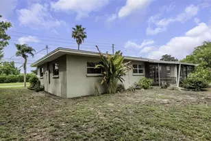 2077 Druid Road E, Clearwater, FL 33764 - Photo 15