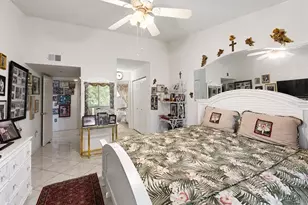 8294 Key Royal Cir, Naples, FL 34119 - Photo 17