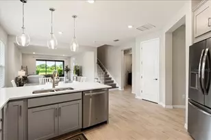 9016 Tequila Sunrise Dr, Sarasota, FL 34241 - Photo 11