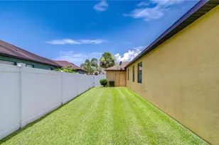 8443 White Poplar Dr, Riverview, FL 33578 - Photo 75
