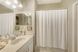 5122 Creekside Trail, Sarasota, FL 34243 - Photo 13