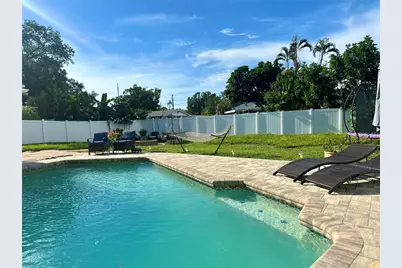 4346 Meadowland Circle, Sarasota, FL 34233 - Photo 35