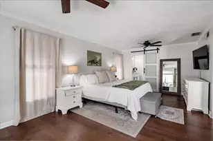 4346 Meadowland Cir, Sarasota, FL 34233 - Photo 19