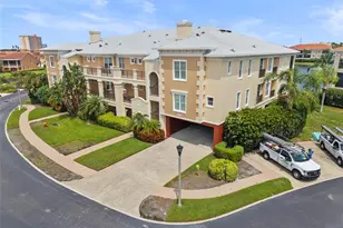 10 Franklin Ct S, Saint Petersburg, FL 33711 - Photo 3