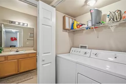 1000 Villagio Circle #201, Sarasota, FL 34237 - Photo 23