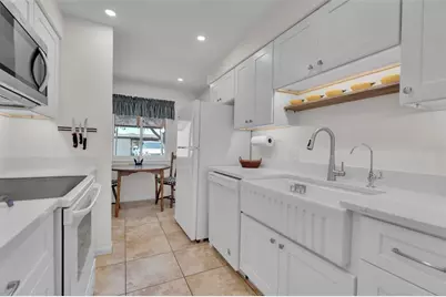 4644 Longwater #97, Sarasota, FL 34235 - Photo 11