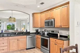 5122 Manorwood Dr, Sarasota, FL 34235 - Photo 23