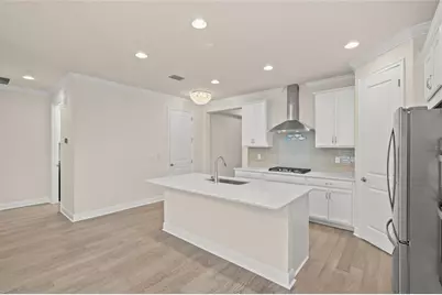 5690 Long Shore Loop, Sarasota, FL 34238 - Photo 3