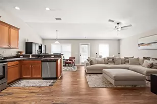 14432 Barley Field Dr, Wimauma, FL 33598 - Photo 7