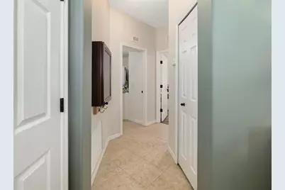 4255 67th Avenue Circle E, Sarasota, FL 34243 - Photo 27