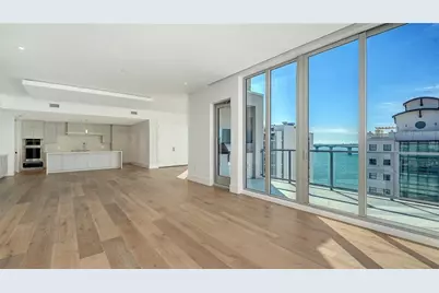 253 Golden Gate Point #902, Sarasota, FL 34236 - Photo 5
