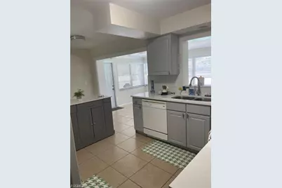 2705 SE 17th Avenue, Cape Coral, FL 33904 - Photo 17