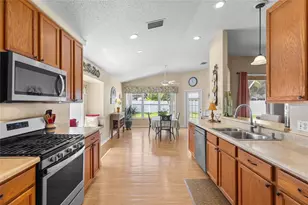 12530 Rockrose Glen, Bradenton, FL 34202 - Photo 15