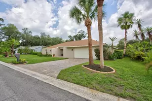 4872 Hawkshead Park, Sarasota, FL 34241 - Photo 3