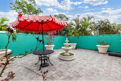 511 Lakeside Drive #511, Bradenton, FL 34210 - Photo 27