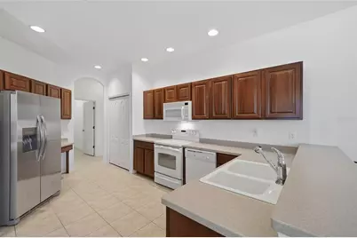 9007 Willowbrook Circle, Bradenton, FL 34212 - Photo 11