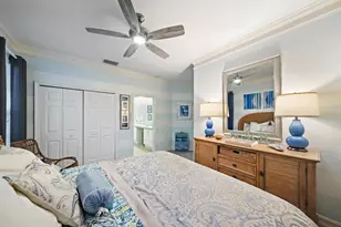 4836 Dunn Dr, Sarasota, FL 34233 - Photo 25