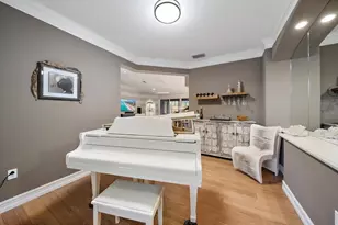 4836 Dunn Dr, Sarasota, FL 34233 - Photo 43