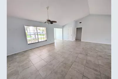 8707 51st Avenue W, Bradenton, FL 34210 - Photo 5
