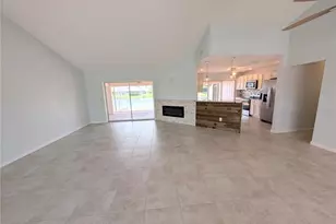 8707 51st Ave W, Bradenton, FL 34210 - Photo 7