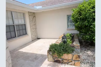 8707 51st Avenue W, Bradenton, FL 34210 - Photo 3
