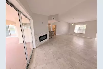 8707 51st Avenue W, Bradenton, FL 34210 - Photo 9