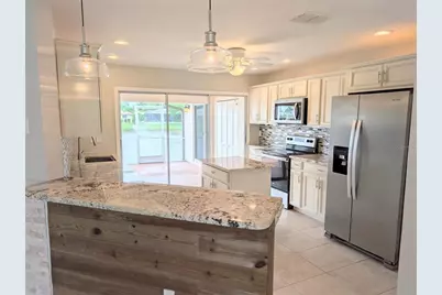 8707 51st Avenue W, Bradenton, FL 34210 - Photo 11
