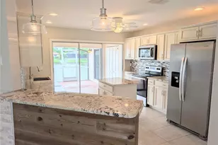 8707 51st Ave W, Bradenton, FL 34210 - Photo 11