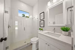 8275 Barton Farms Blvd, Sarasota, FL 34240 - Photo 21