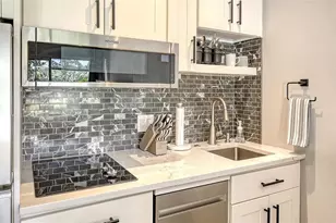 3127 Longmeadow, Sarasota, FL 34235 - Photo 11