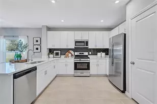 6255 Springmont Loop, Palmetto, FL 34221 - Photo 9
