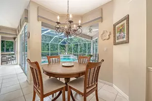 4727 Carrington Cir, Sarasota, FL 34243 - Photo 13
