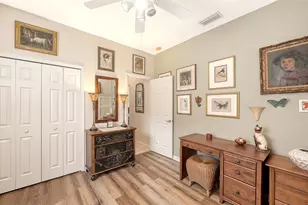 4727 Carrington Cir, Sarasota, FL 34243 - Photo 37